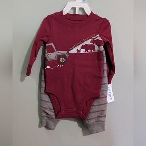 NWT Carter's Size 6 Month Set *BIN